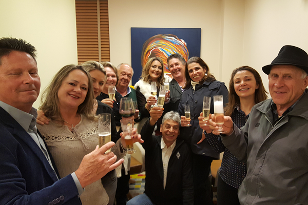 As Conquistas São Minhas, O Presente é Seu E O Compartilhar é Nosso